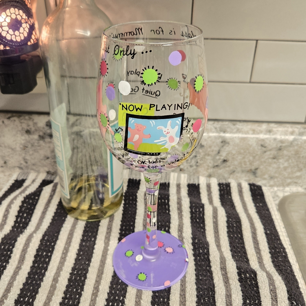 Lolita Mommy’s Time Out Hand Painted Wine Glass Enesco - Picture 4 of 8